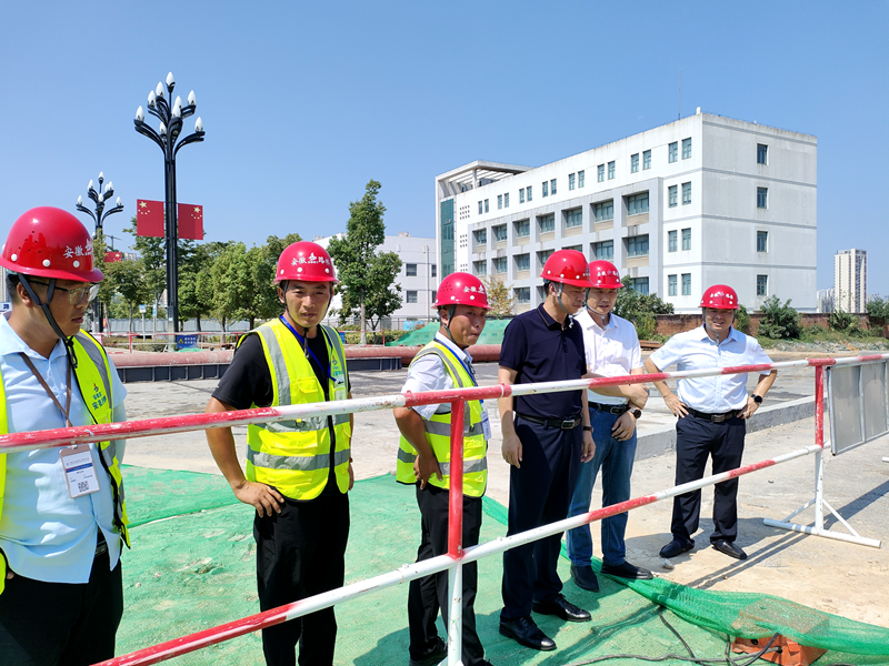 公司黨委副書記、總經(jīng)理張俊到六安片區(qū)項(xiàng)目調(diào)研2